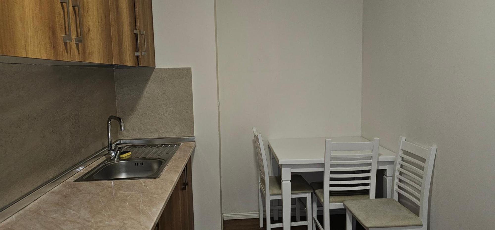 Ajla Komuna Apartament Lejlighed Tirana Eksteriør billede